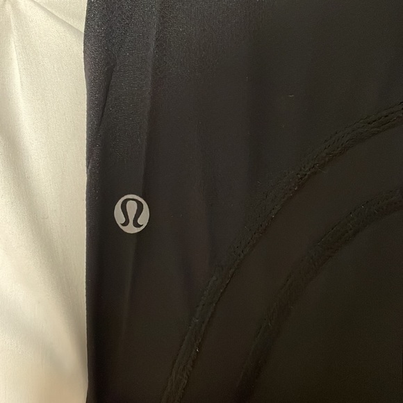 Lululemon fast and free crop WORN ONCE - Picture 2 of 5